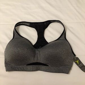 NWT Old Navy sports bra